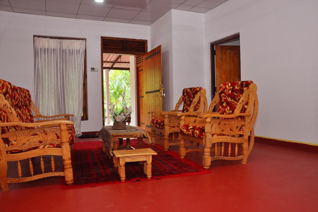 Brookline Safari Resort Udawalawe Exterior foto