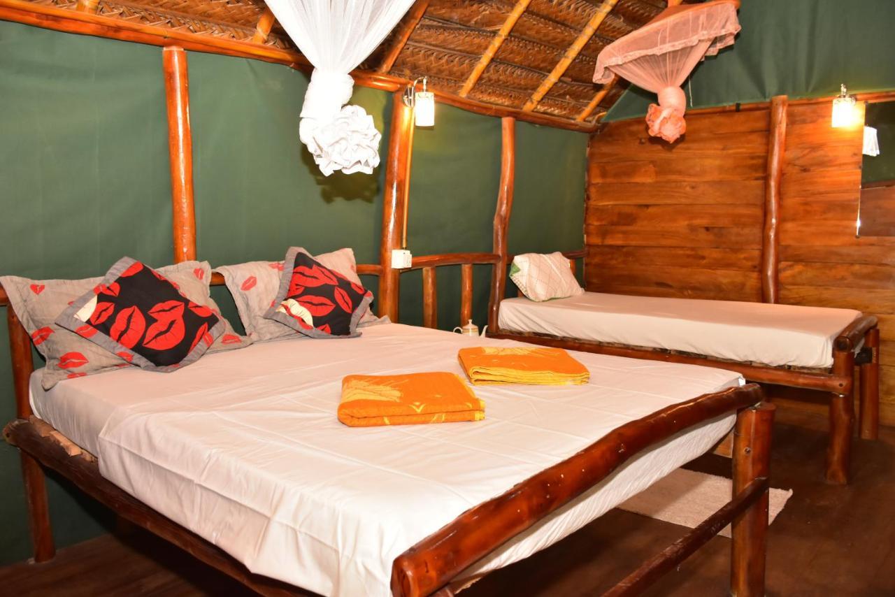 Brookline Safari Resort Udawalawe Exterior foto